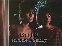 شقراء فيلم اجنبي سكسي مترجم مع الثدي في صالة الألعاب الرياضية