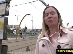 نعم موقع افلام سكسي اجنبي حبيبتي تمتصه!