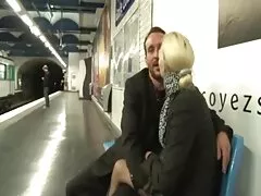 تحصل مارس الجنس كيتي في الأحذية السوداء سكسي اجنبية مترجمة